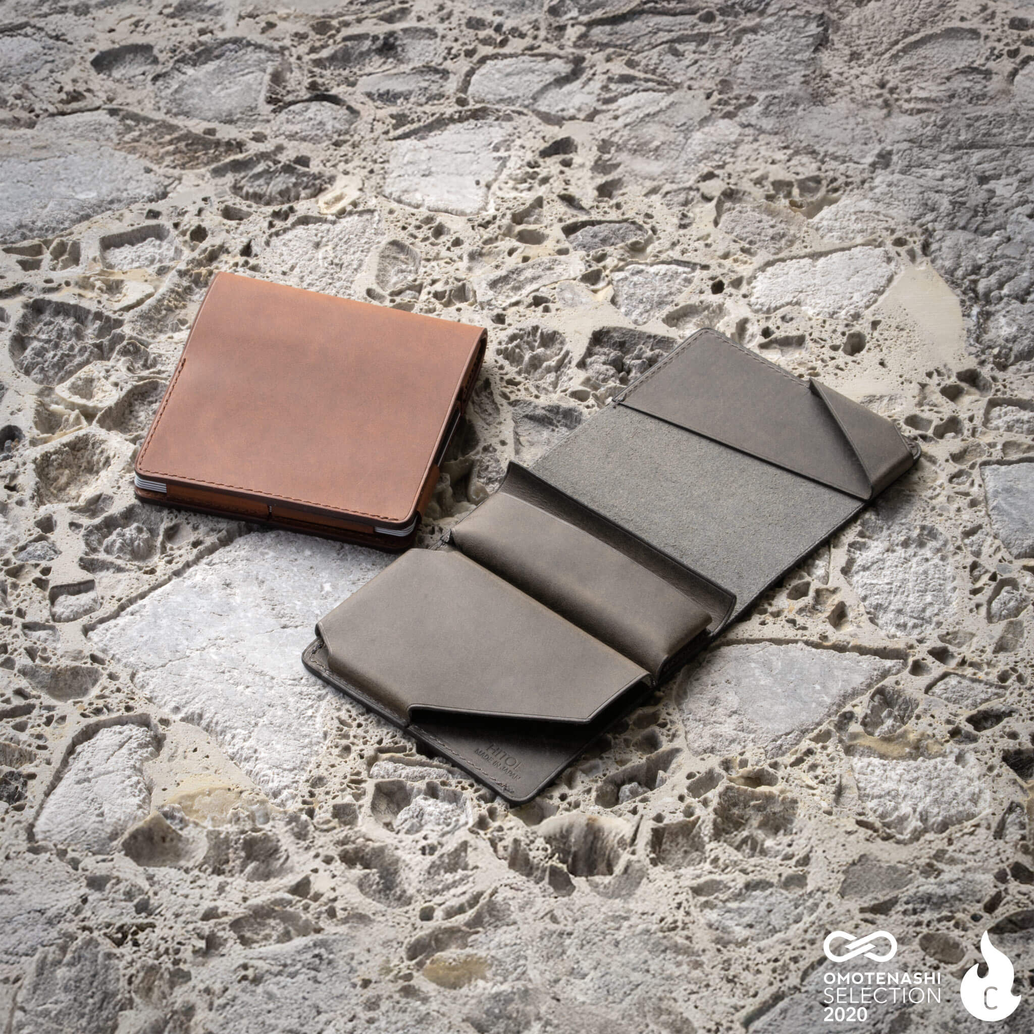 小さくて薄いミニ財布 Hitoe® Fold - Antico - | 時を刻むプルアップレザー
