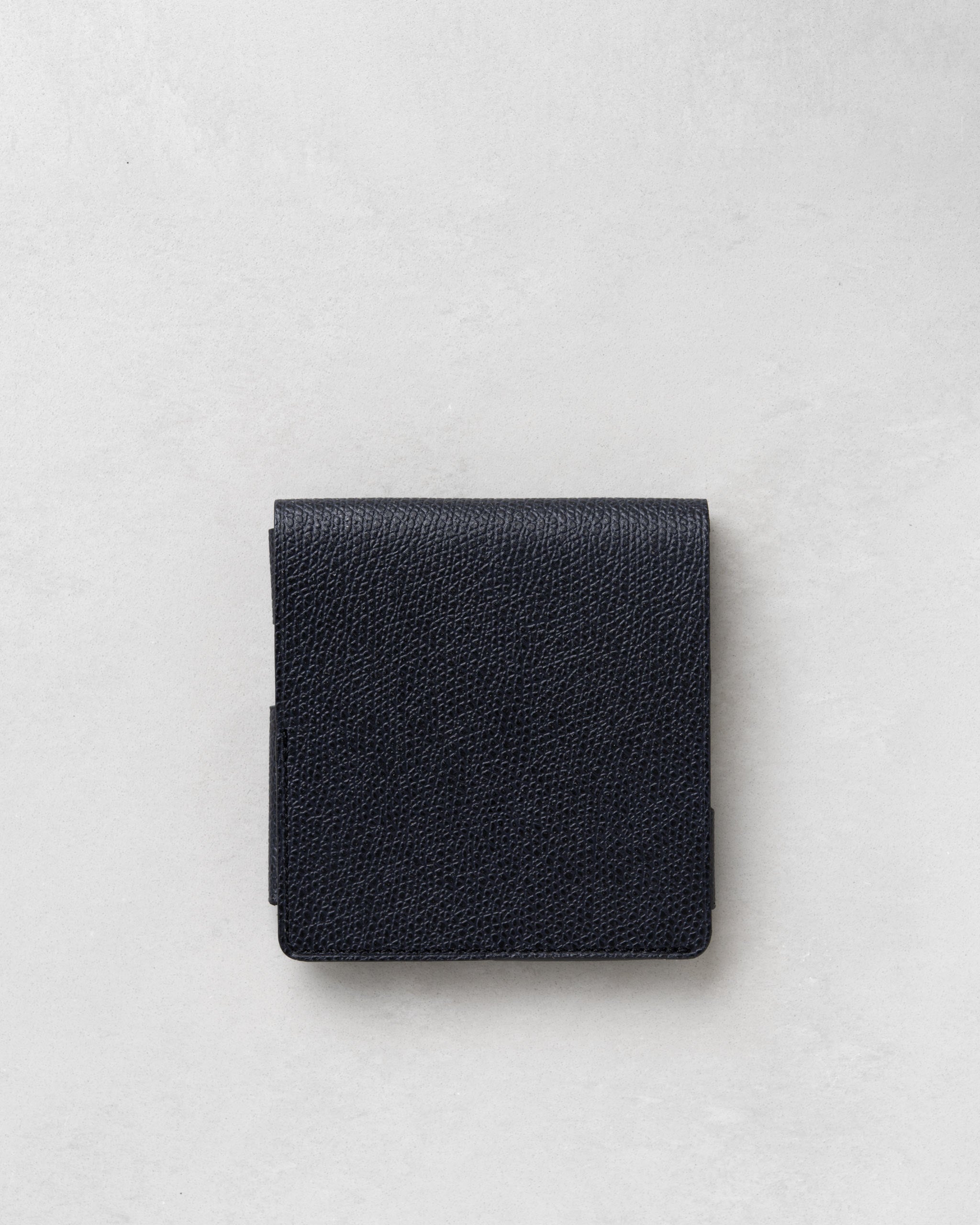 Hitoe Fold Aria ブラック 空気のような軽やかさ Hitoe® Fold Aria - Etretat - | エトルタ海岸を