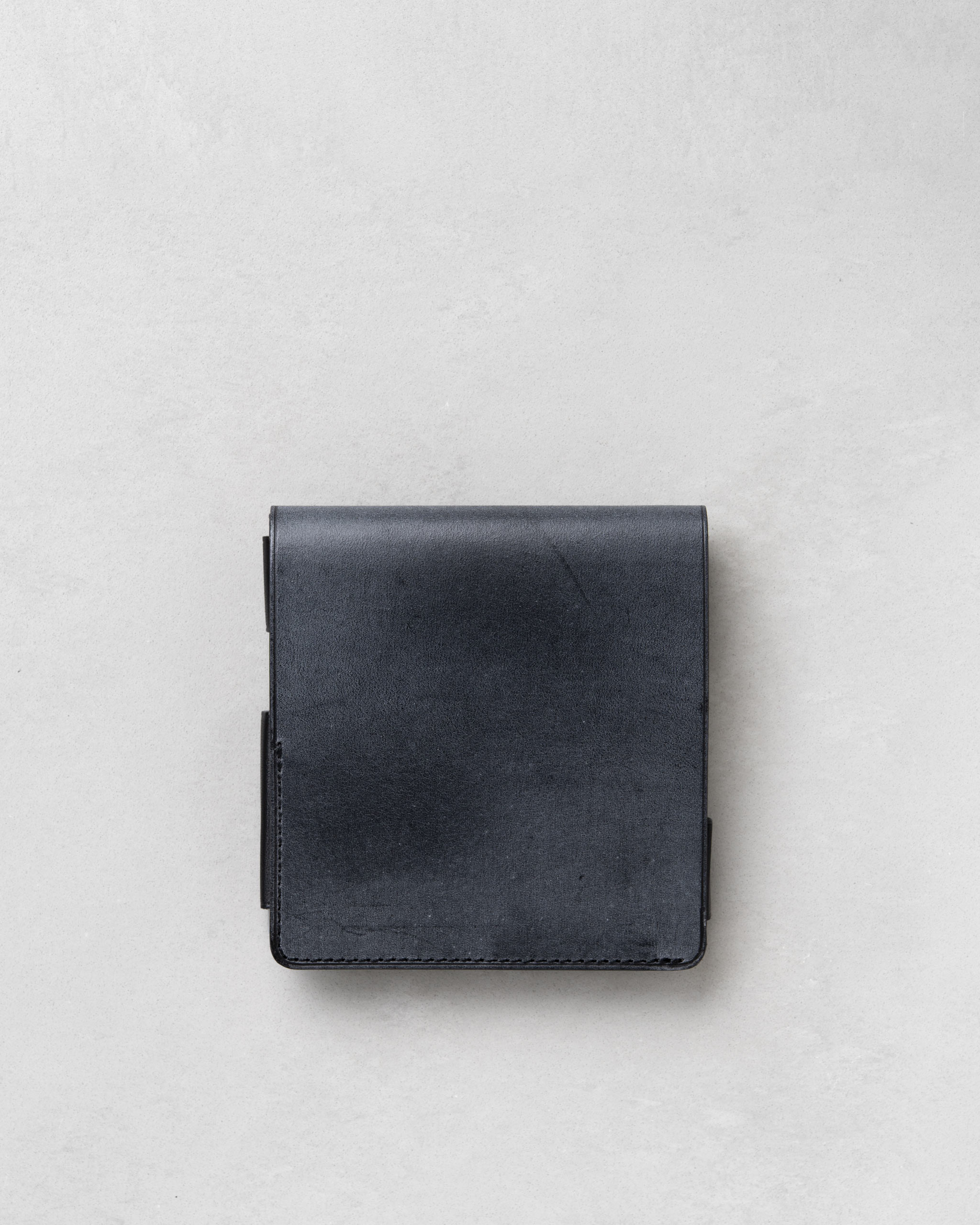 薄い財布 SYRINX Hitoe Fold Less Foschia 右利き用 Light as air Hitoe® Fold Aria - Foschia - | Waxed leather wrapped