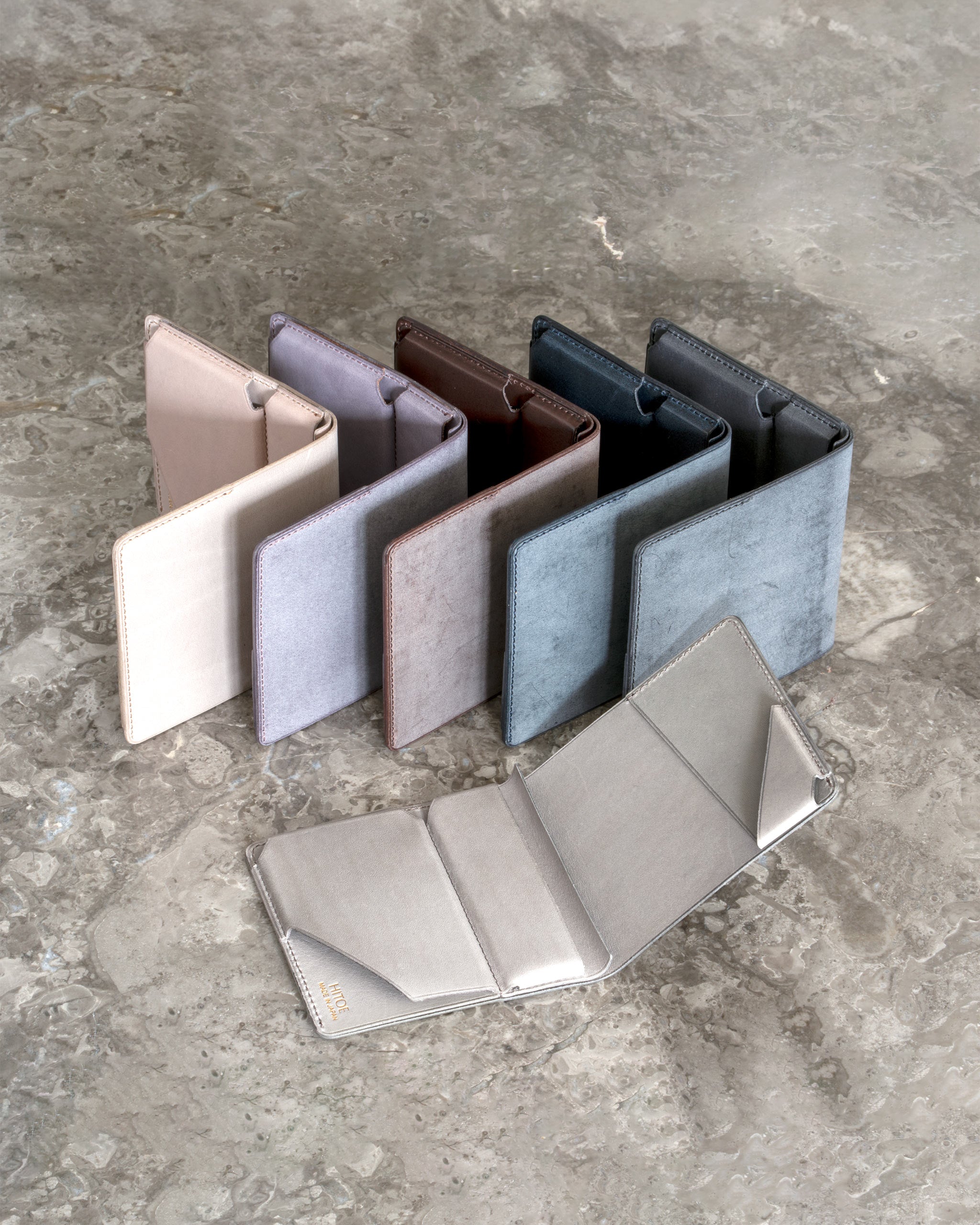 シュリンクス　ヒトエフォールド　アリア 空気のように軽いミニ財布 Hitoe® Fold Aria - Foschia - | 霧を